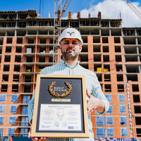 Франківський житловий комплекс &laquo;SKYGARDEN&raquo; отримав нагороду &laquo;Вибір країни 2024&raquo;